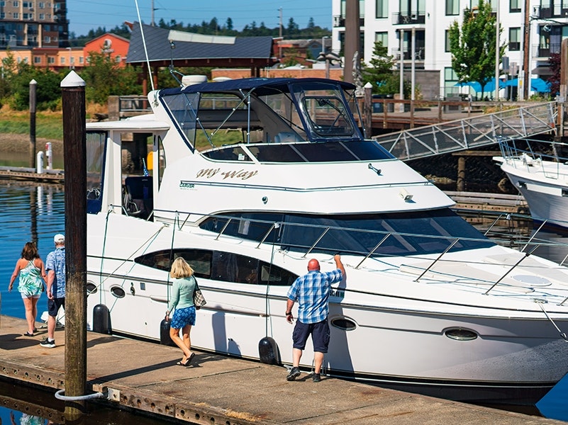 Mooring a boat at the Port of Olympia